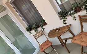 Kiki Home